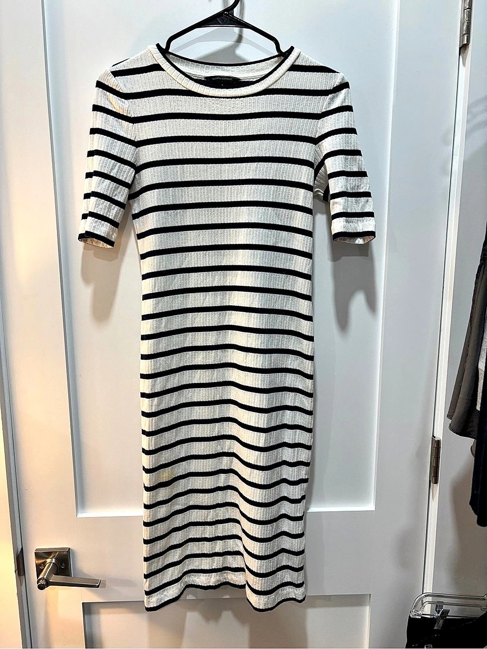 Banana Republic Striped Midi Dress in White & Navy Size Small